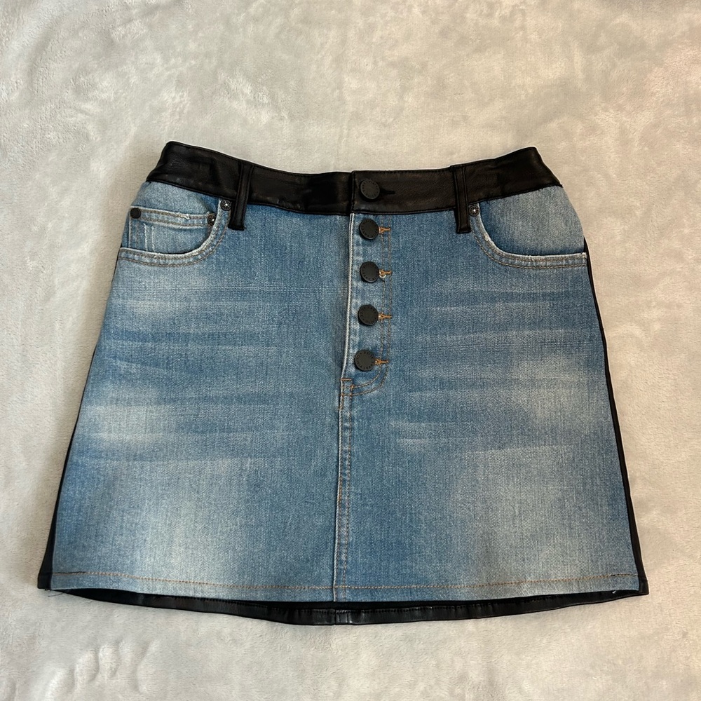Alice and Olivia Skirt